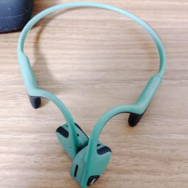 美品　骨伝導　aftershokz