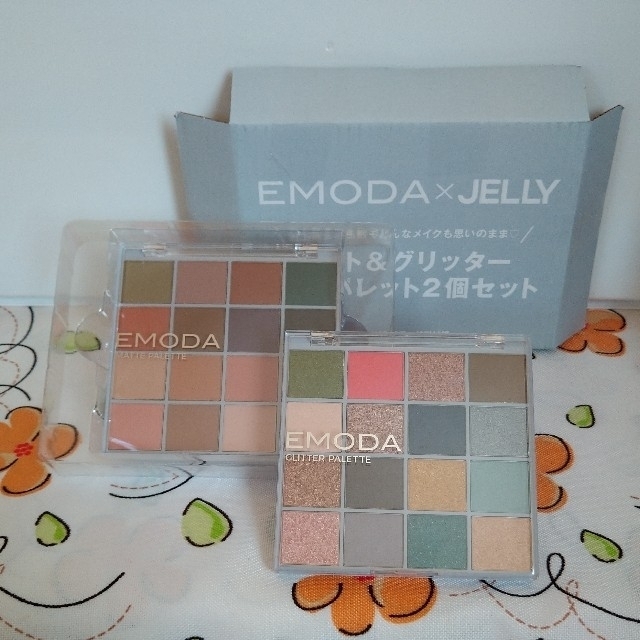 EMODA(エモダ)のJELLY　EMODA×JELLYマット&グリッター コスメ/美容のベースメイク/化粧品(アイシャドウ)の商品写真