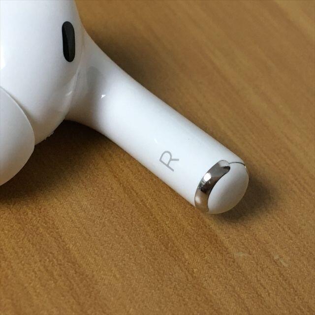 Apple(アップル)のApple純正 AirPods Pro イヤホン本体 片耳 右（R）のみ (2 スマホ/家電/カメラのオーディオ機器(ヘッドフォン/イヤフォン)の商品写真