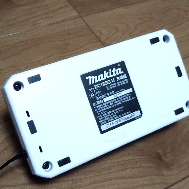 Makita(マキタ)の(nskkztwさん専用)新品・未使用 マキタ DC18SG 充電器 その他のその他(その他)の商品写真