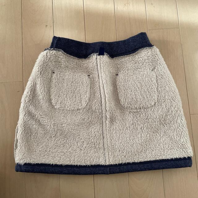 UNIQLO(ユニクロ)のユニクロ　キッズ　110サイズ　裏ボアスカート キッズ/ベビー/マタニティのキッズ服女の子用(90cm~)(スカート)の商品写真