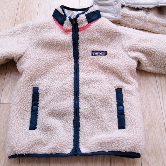 patagonia(パタゴニア)の[patagonia/4t]パタゴニアリバーシブルボアジャケットアウター キッズ/ベビー/マタニティのキッズ服女の子用(90cm~)(ジャケット/上着)の商品写真