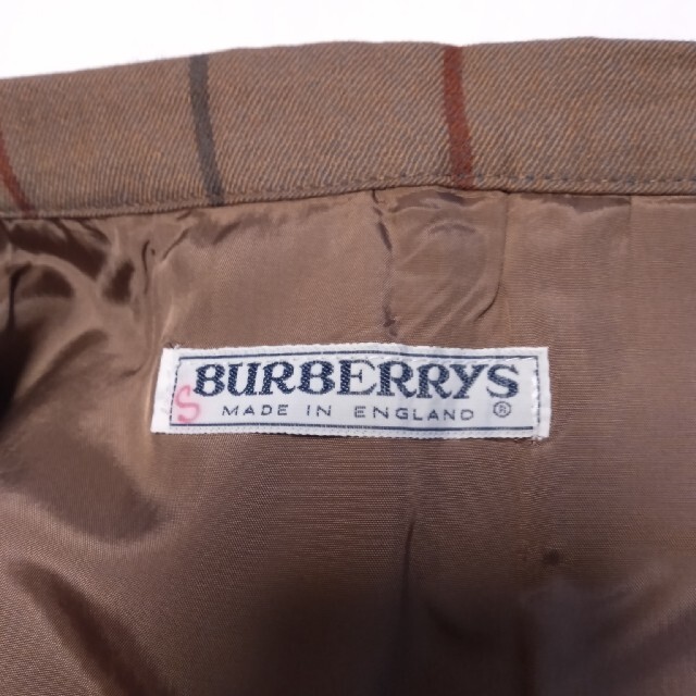BURBERRY(バーバリー)のオレンジ様専用ページ レディースのスカート(ひざ丈スカート)の商品写真