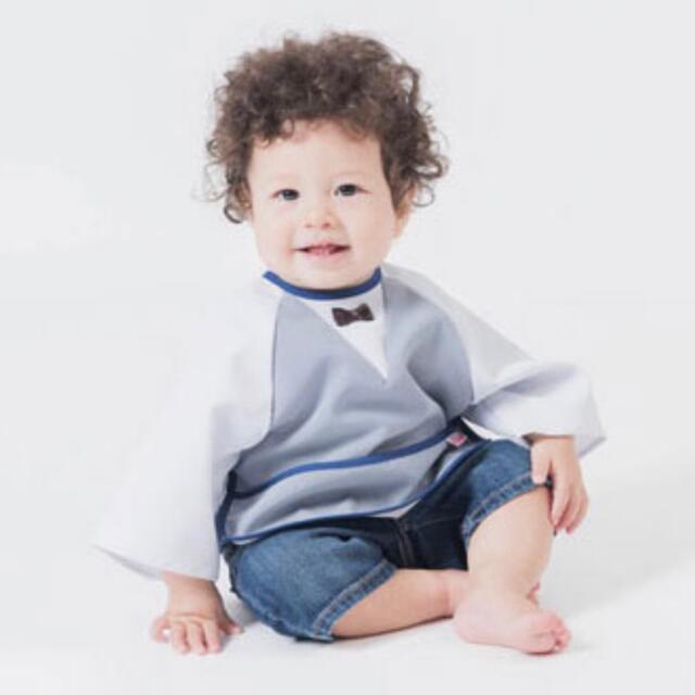 PETIT BATEAU(プチバトー)の新品☆スタイNIVA 男の子　エプロン　スタイ キッズ/ベビー/マタニティのこども用ファッション小物(ベビースタイ/よだれかけ)の商品写真