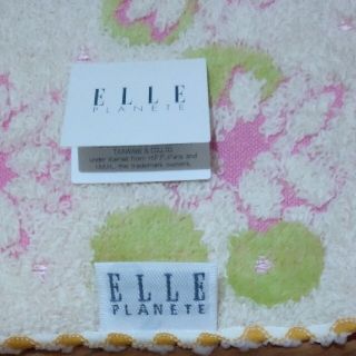 エル(ELLE)のハンカチタオル　お花　新品　ELLE(ハンカチ)