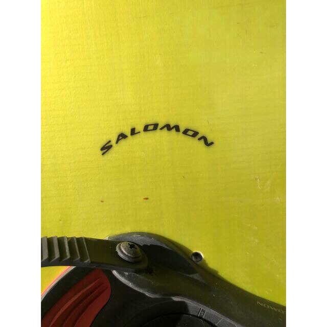 スノーボードSALOMON 板　2月値下げ❗️❗️7000円