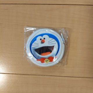 ショウガクカン(小学館)のドラえもん 目薬入れ コインポーチ(キャラクターグッズ)