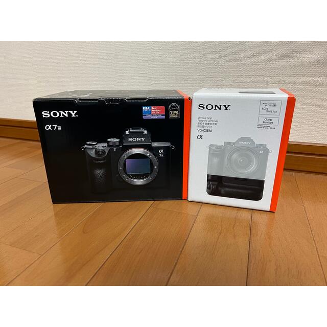 SONY　α７Ⅲ　ズームレンズキット　シャッター数２２９５回　美品　おまけ付き