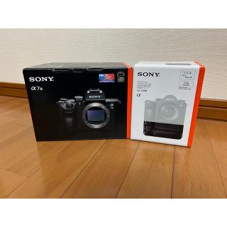 ソニー(SONY)のSONY α7III + VG-C3EM 本体+縦位置グリップセット(ミラーレス一眼)