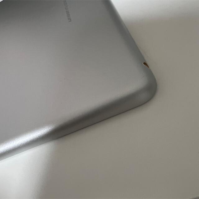 Apple iPad 第6世代 WiFi 32GB シルバー 9.7インチPC/タブレット