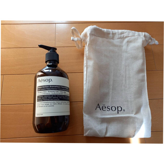 Aesop(イソップ)のAesop 500ml ハンドソープ　未使用　箱、巾着付 コスメ/美容のボディケア(ボディソープ/石鹸)の商品写真