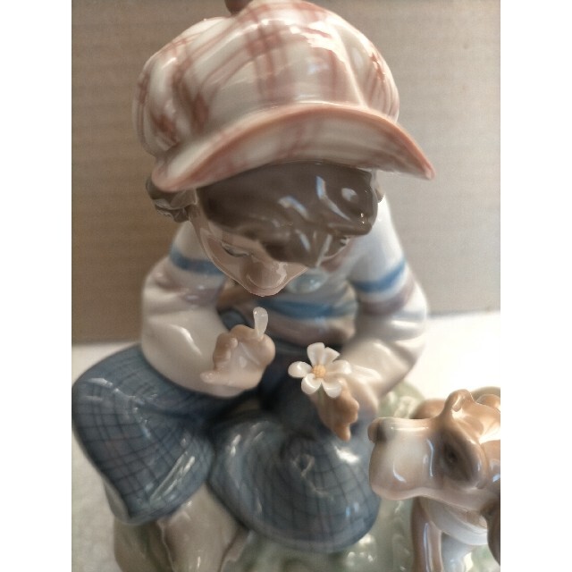 lladro リヤドロ 「マーガレットの花占い」 lladro リヤドロ 「マーガレットの花占い」