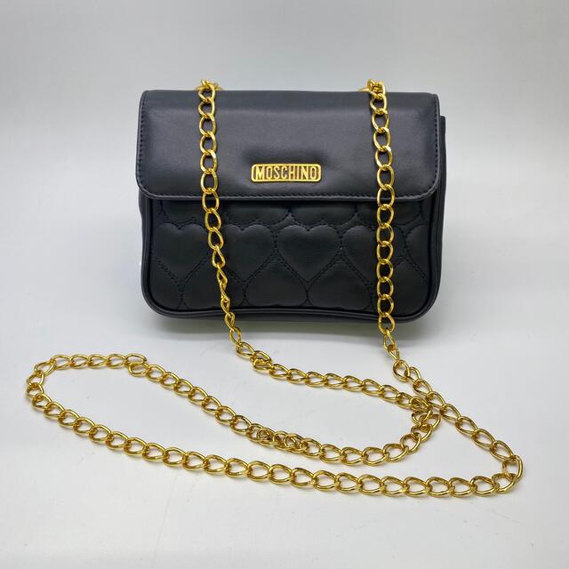 モスキーノ　MOSCHINO チェーンショルダーバッグ　ハートキルティングレザー