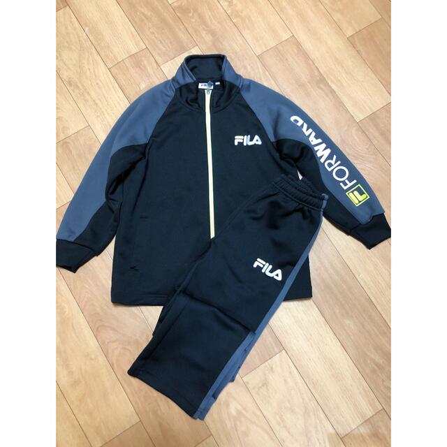 FILA(フィラ)のFILA 130cm ジャージ上下 スポーツ/アウトドアのスポーツ/アウトドア その他(その他)の商品写真