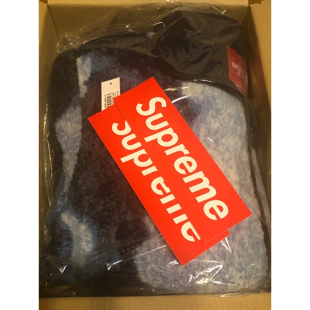 Supreme(シュプリーム)のsupreme north face fleece L フリース　ノース メンズのジャケット/アウター(ブルゾン)の商品写真