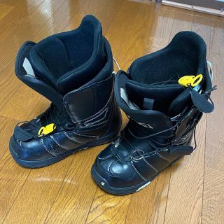 バートン(BURTON)の【Bekky様専用】Burton スノーボードブーツ　22.5cm キッズ(ブーツ)