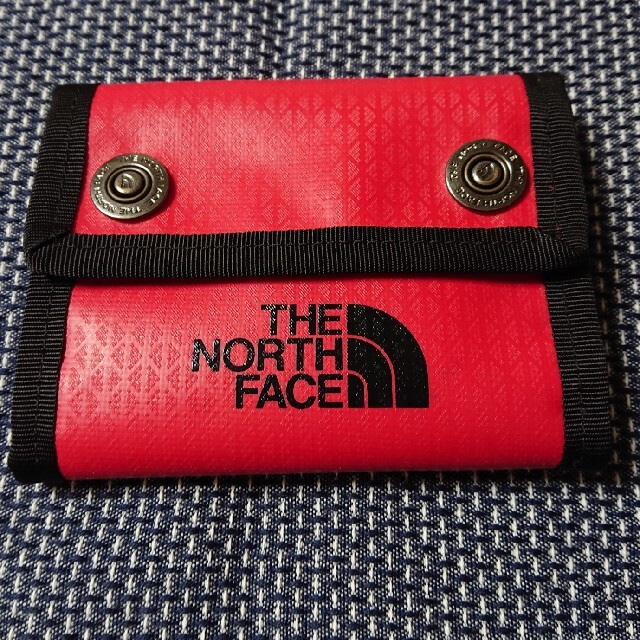 THE NORTH FACE(ザノースフェイス)のノースフェイス  ウォレット  レッド メンズのファッション小物(折り財布)の商品写真