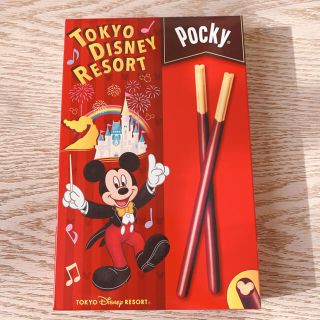 ディズニー(Disney)のKEN様用　ディズニーリゾート限定ポッキー　新品未使用未開封　１箱15本入り(菓子/デザート)