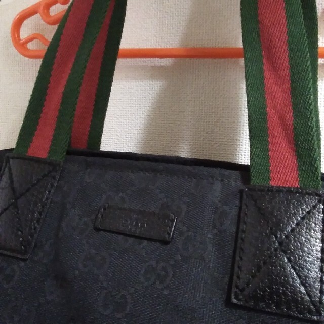 Gucci(グッチ)のグッチGUCCIシェリーライン　トートバッグ黒 レディースのバッグ(トートバッグ)の商品写真