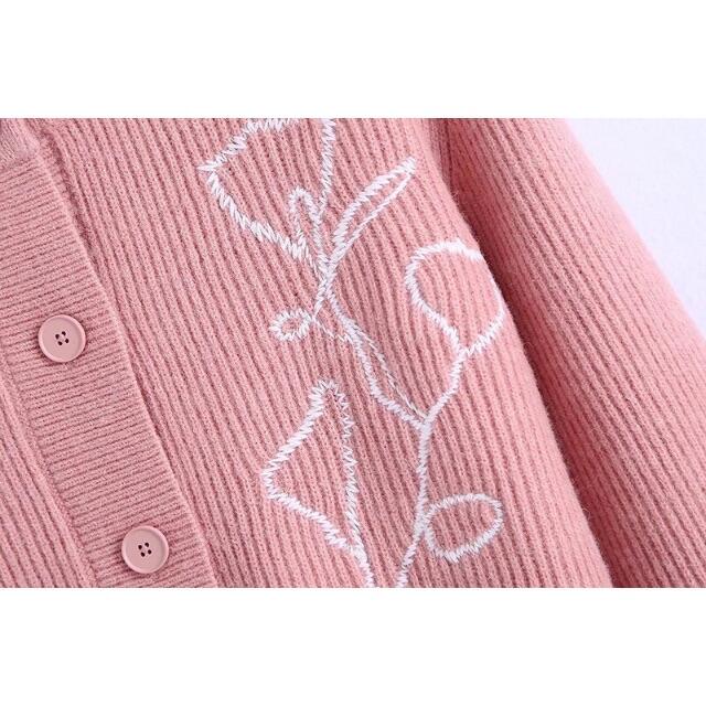 ZARA(ザラ)の🎄12月新作🎅7127◆pink ピンク 刺繍 ニットカーディガン レディースのトップス(カーディガン)の商品写真