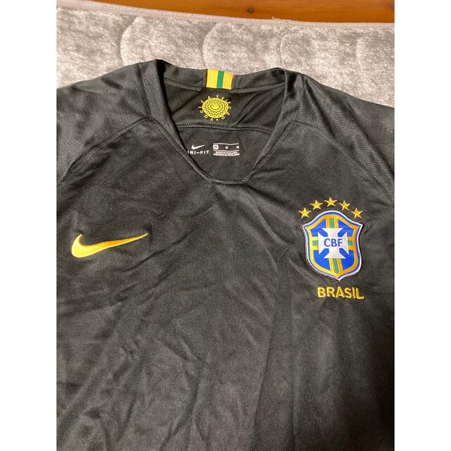 NIKE(ナイキ)のブラジル代表　ユニフォーム　ブラック　ネイマール　ナイキ スポーツ/アウトドアのサッカー/フットサル(ウェア)の商品写真