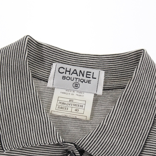 CHANEL(シャネル)のシャネル CHANEL ココボタン ボーダー ブラウス 半袖シャツ レディースのトップス(Tシャツ(半袖/袖なし))の商品写真