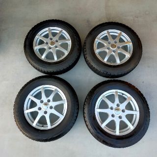 ブリヂストン(BRIDGESTONE)の【特価】15インチ スタッドレスタイヤ付アルミホイール（中古品）ＲＫ５で使用(タイヤ・ホイールセット)