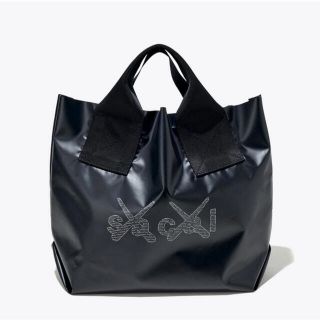 サカイ(sacai)のsacai x KAWS Print Tote Bag 会場限定　トートバッグ(トートバッグ)