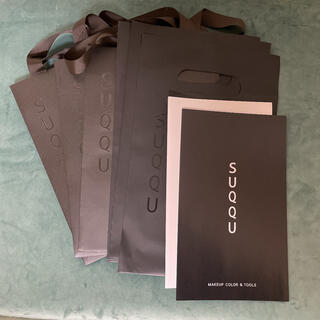 スック(SUQQU)のSUQQUショッピング袋+ショッピング袋ビニール+商品カタログ2枚(その他)