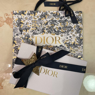 クリスチャンディオール(Christian Dior)のDior 2021限定ギフトボックス ディオール ホリデー 紙袋 ショッパー(ラッピング/包装)