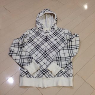 バーバリー(BURBERRY)のブルーレーベル♡パーカー(パーカー)