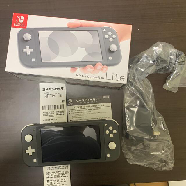 ニンテンドー　スイッチライト　グレー