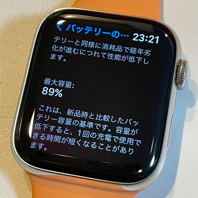 Apple(アップル)のApple Watch 4 HERMES 限定モデル 44mm 美品 スマホ/家電/カメラのスマートフォン/携帯電話(その他)の商品写真