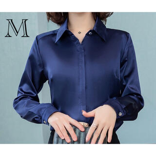 ブラウス シャツ サテン 長袖 シンプル無地 華やか 上品 ネイビー 紺色 M(シャツ/ブラウス(長袖/七分))
