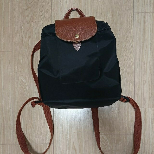 LONGCHAMP(ロンシャン)のロンシャン★折りたたみリュック★黒 レディースのバッグ(リュック/バックパック)の商品写真