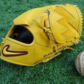 ナイキ(NIKE)の⚾廃盤⚾激レア⚾平成の怪物 松坂大輔 モデル 硬式投手用グラブ グローブ(グローブ)