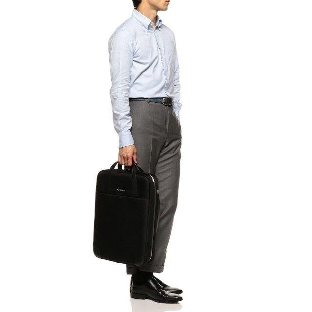 BARNEYS NEW YORK - 新品 同様 VOCIER ヴォシェール モバイル BARNEYS NEW YORK - 新品 同様 VOCIER ヴォシェール モバイル