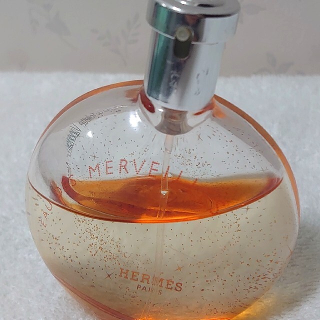 Hermes(エルメス)のエルメス オーデ メルヴェイユ オードトワレ 50ml コスメ/美容の香水(香水(女性用))の商品写真