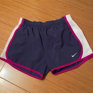 ナイキ(NIKE)のNIKE ナイキ ランニングパンツ ショートパンツ パープル(ウェア)