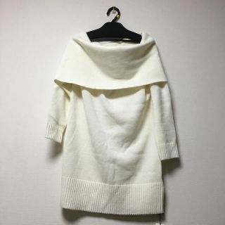 ノエラ(Noela)の新品タグ付き♡ノエラ オフショル ニットワンピース(ミニワンピース)