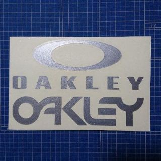 オークリー(Oakley)のカッティングシート加工(アクセサリー)