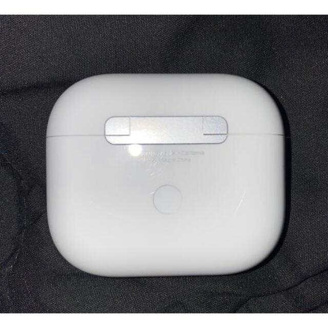 Apple(アップル)のApple AirPods (第3世代) 正規品　2年保証あり 棘ちゃん専用 スマホ/家電/カメラのオーディオ機器(ヘッドフォン/イヤフォン)の商品写真