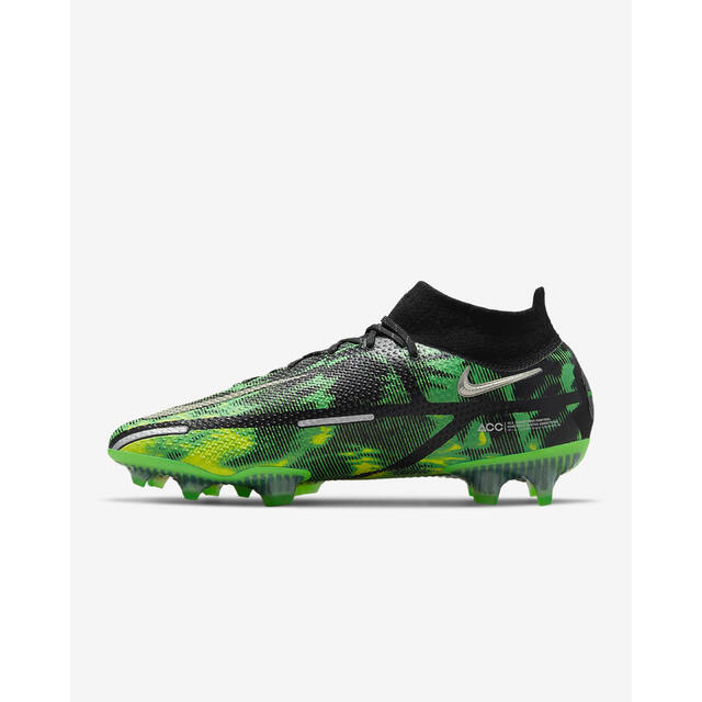 NIKE サッカー　スパイク　ファントム 3