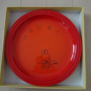 ルクルーゼ(LE CREUSET)の新品☆ルクルーゼ ミッフィーのお皿(食器)