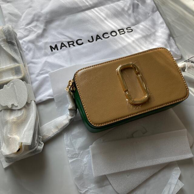 MARC JACOBSバック 3