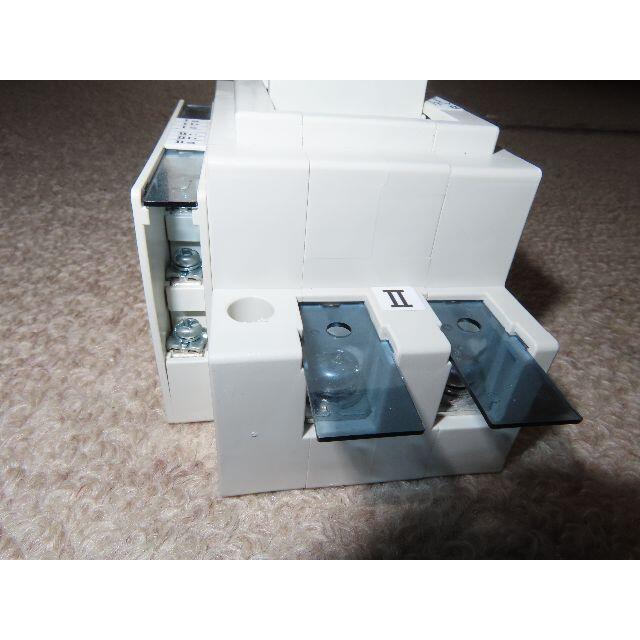 切替開閉器　KSS-62-CH 双投式2P60A 定格250V　補助接点付き その他のその他(その他)の商品写真