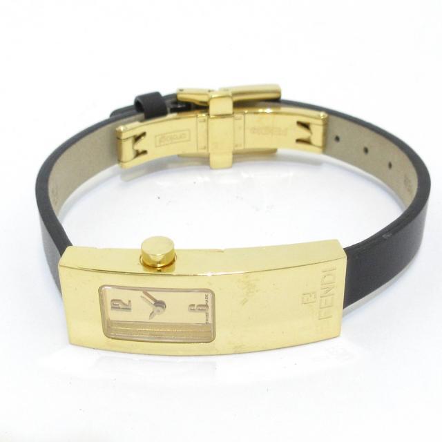 FENDI - 3300L ゴールドの通販 by ブランディア｜フェンディならラクマ - フェンディ 腕時計美品 大特価在庫
