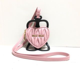 ミュウミュウ(miumiu)のミュウミュウ 携帯電話ケース美品  -(モバイルケース/カバー)