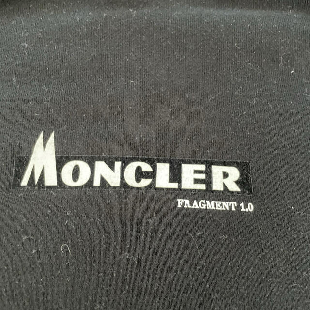 MONCLER(モンクレール)のモンクレール　パーカー　美品 メンズのトップス(パーカー)の商品写真