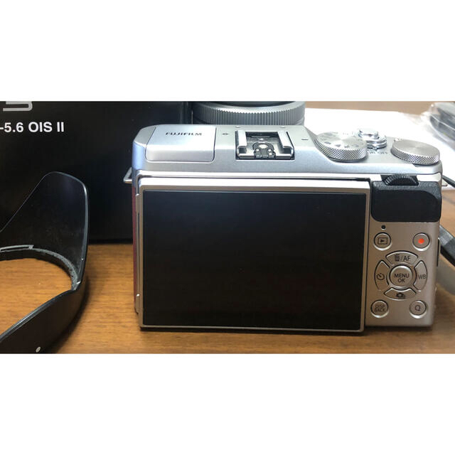 富士フイルム(フジフイルム)のFUJI FILM デジタルカメラ X-A3 レンズキット BROWN スマホ/家電/カメラのカメラ(ミラーレス一眼)の商品写真